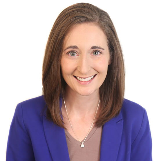 Headshot of Teresa Evans, who works for TiER1 Performance.